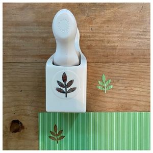 Last chance - Martha Stewart Leaf Paper Punch